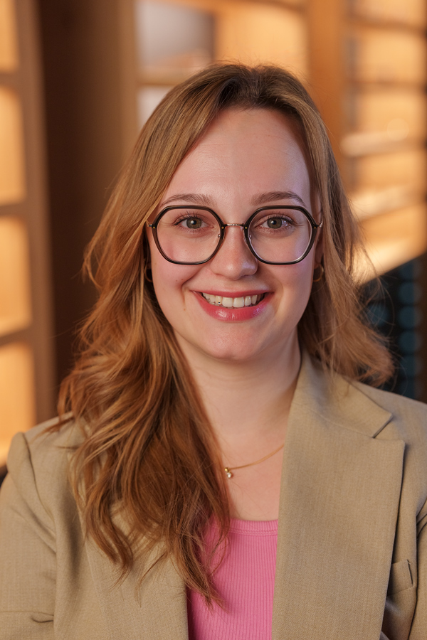 Elena Wyder Elena Wyder